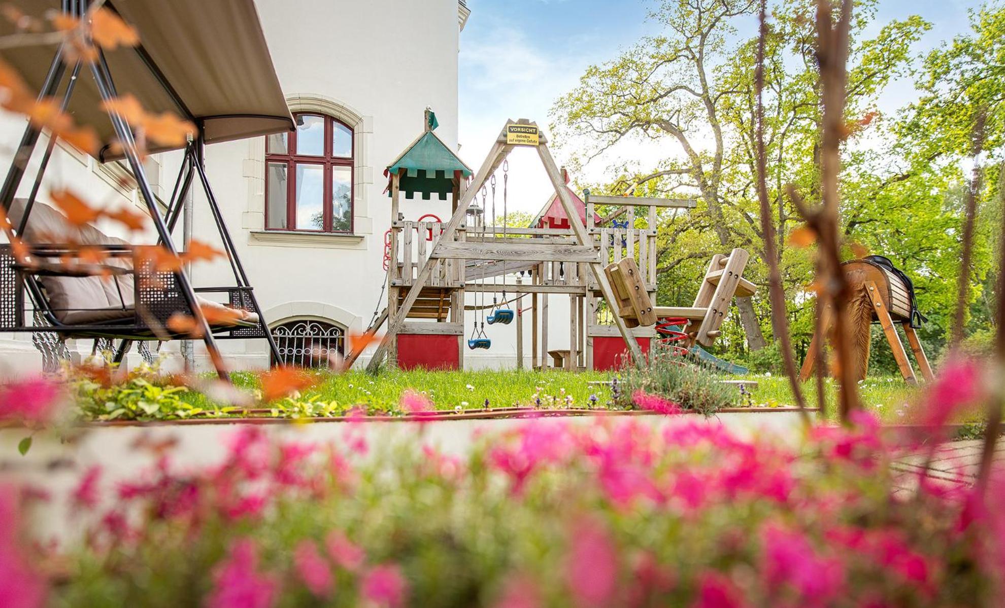 Schloss Gross Luesewitz Gross Lusewitz Екстериор снимка